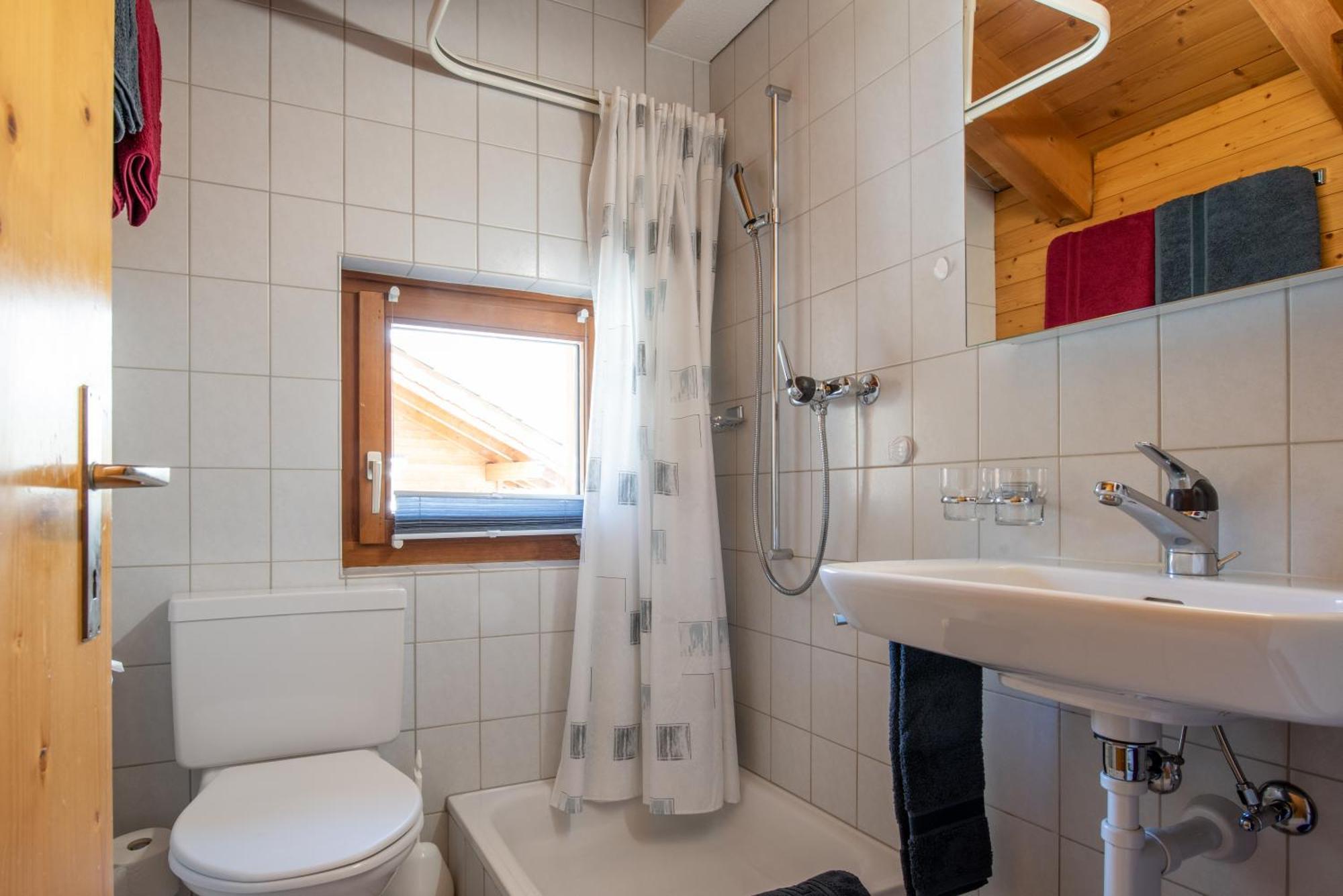 شقة Haus Avalanche Saas Fee الغرفة الصورة