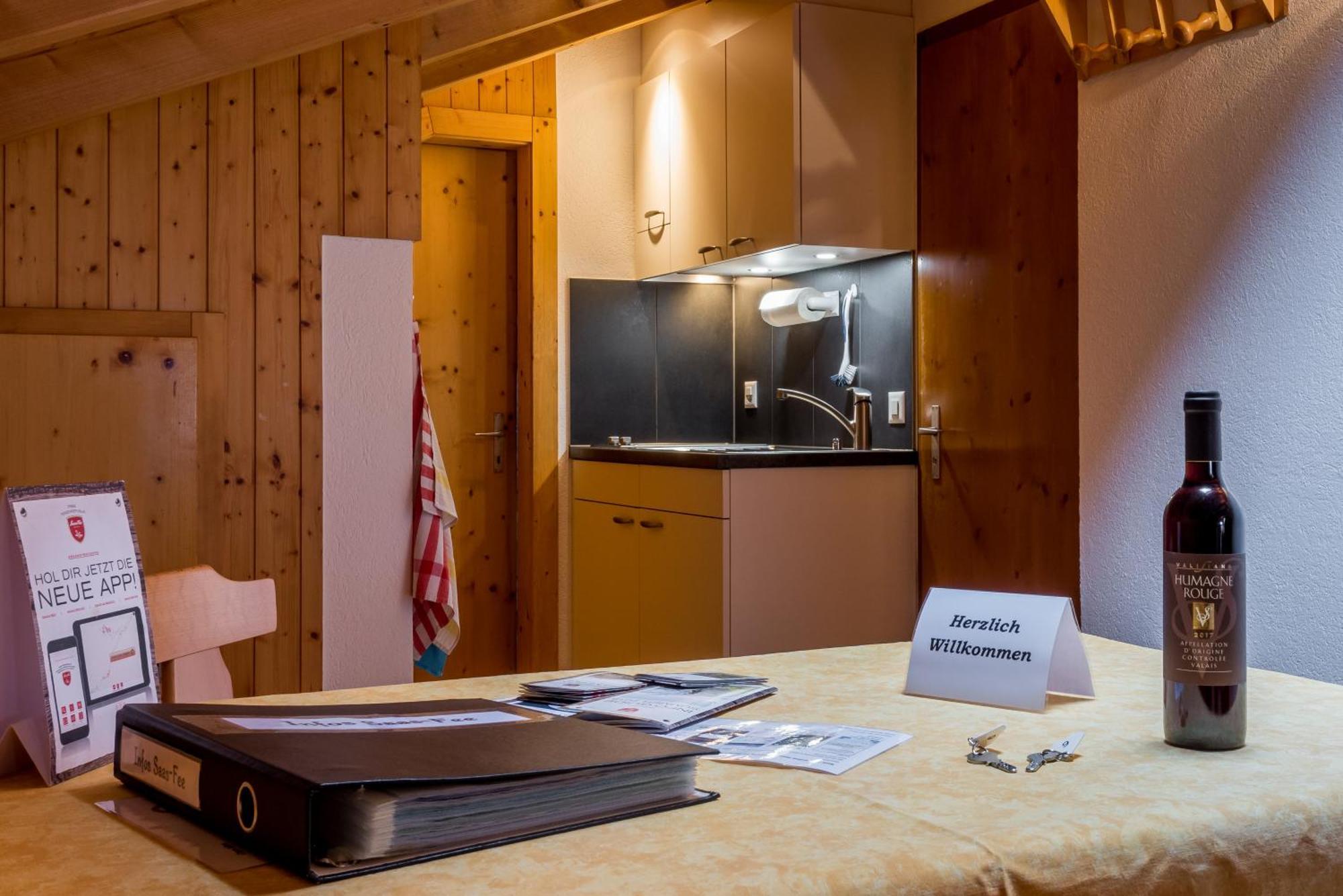 شقة Haus Avalanche Saas Fee الغرفة الصورة